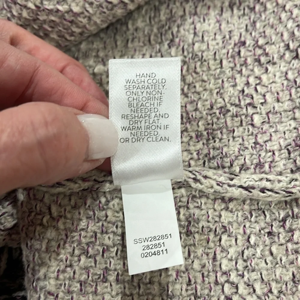 ‼️DONATING SOON‼️ J.Jill Fair Isle Style Sweater - in Great Pre-Loved Condition - Picture 7 of 9